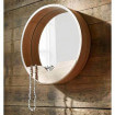 Specchio in legno dal design naturale